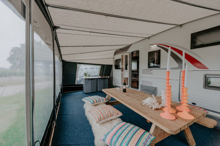 caravan-interieur-surf-n-sail-makkum-fotograaf-jessie-jansen-19