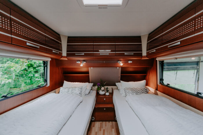 caravan-interieur-surf-n-sail-makkum-fotograaf-jessie-jansen-21