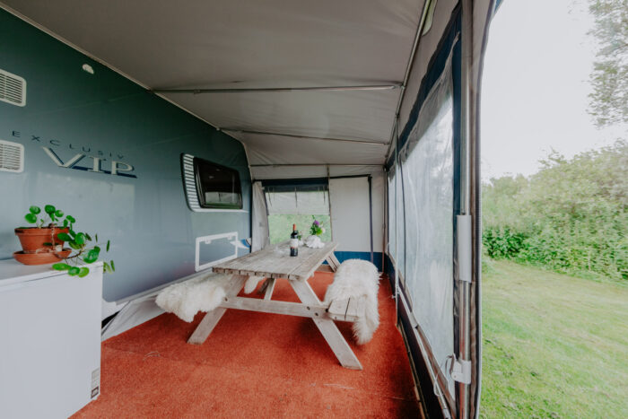 caravan-interieur-surf-n-sail-makkum-fotograaf-jessie-jansen-26